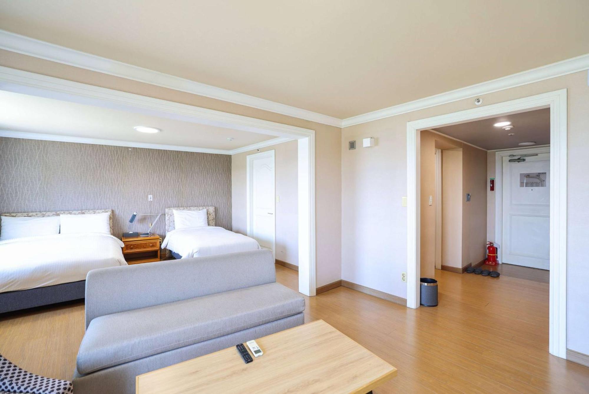 La Vie Dor Hotel And Resort, Trademark Collection By Wyndham Hwaseong Exteriér fotografie